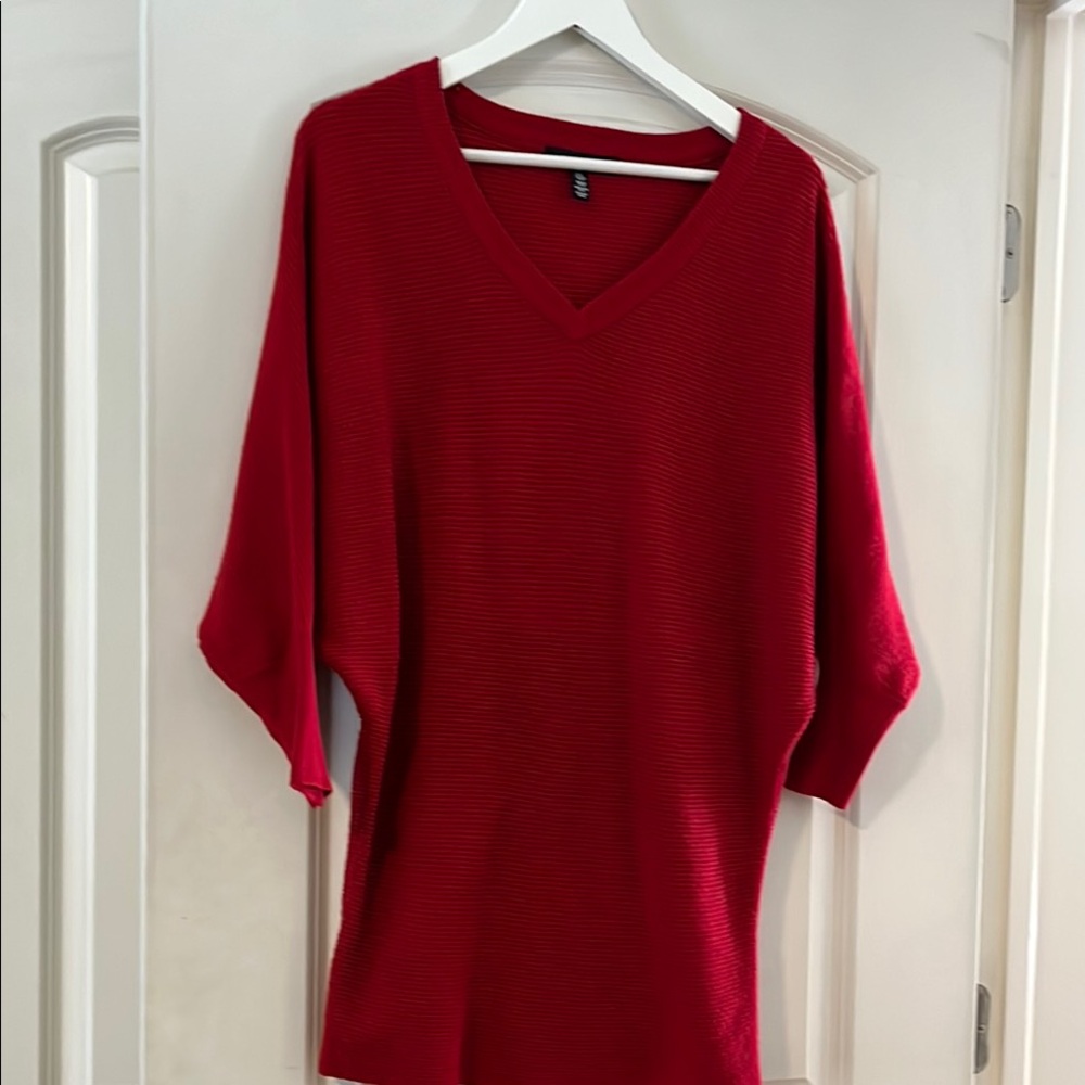 Ellen Tracy Red V-Neck Sweater